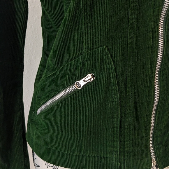 Cuesta Blanca Green Corduroy Jacket - Picture 5 of 9